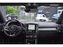 Volvo EX40 Single Motor Extended Range Ultra Europa 82 kWh | Harman Kardon Premium Sound | 360 graden Camera | Panoramisch Schuif-/Kanteldak | Elektrische stoelen voor | Memory bestuurdersstoel | Pilot Assist | Adaptieve Cruise Control | 20 inch Lichtmetalen Velgen | BLIS | Keyless | Google Navigatie | Dawn Interieur |