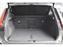 Volvo EX40 Single Motor Extended Range Ultra Europa 82 kWh | Harman Kardon Premium Sound | 360 graden Camera | Panoramisch Schuif-/Kanteldak | Elektrische stoelen voor | Memory bestuurdersstoel | Pilot Assist | Adaptieve Cruise Control | 20 inch Lichtmetalen Velgen | BLIS | Keyless | Google Navigatie | Dawn Interieur |