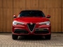 Alfa Romeo Stelvio 2.0 T AWD Super | Veloce stoelen | Panoramadak | Carplay | Rosso Competizione