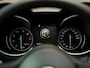 Alfa Romeo Stelvio 2.0 T AWD Super | Veloce stoelen | Panoramadak | Carplay | Rosso Competizione