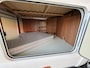 Eura Mobil Profila 670 SB Automaat 180PK, Frans bed