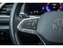 Volkswagen T-Roc 1.5 TSI Life nlauto Stoelverwarming | PDC | Adaptive cruise | Dab | Digitaal dashboard | Carplay
