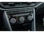 Volkswagen T-Roc 1.5 TSI Life nlauto Stoelverwarming | PDC | Adaptive cruise | Dab | Digitaal dashboard | Carplay