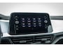 Volkswagen T-Roc 1.5 TSI Life nlauto Stoelverwarming | PDC | Adaptive cruise | Dab | Digitaal dashboard | Carplay