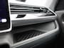 Volkswagen ID. Buzz People Pro 86 kWh LWB 6p. 286PK | Automaat | Airco | Navigatie | Achteruitrijcamera | Stoel Verwarming | Elektrische Schuifdeuren | Adaptive Cruise Control | Parkeersensoren Voor + Achter |