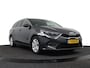 Kia Ceed Sportswagon 1.5 T-GDi MHEV DynamicPlusLine - Automaat - Adaptief Cruise control - Stoel verwarming - Stuurwiel verwarming - Fabrieksgarantie tot 06-2030