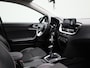 Kia Xceed 1.0 T-GDi DynamicLine | Apple Carplay / Android Auto | Achteruitrijcamera | Parkeersensoren | Lichtmetalen Velgen |