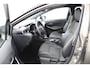Toyota Corolla Touring Sports 1.8 Hybrid Dynamic | Leder - stof bekleding | Stuur en stoelverwarming | Electrische achterklep |