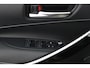 Toyota Corolla Touring Sports 1.8 Hybrid Dynamic | Leder - stof bekleding | Stuur en stoelverwarming | Electrische achterklep |
