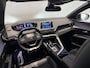 Peugeot 3008 1.6 PureTech GT Line | Panoramadak | Focal Audio | Trekhaak | Zeer compleet!