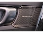 Volvo XC40 T5 AWD R-Design Intro Edition - Panorama/schuifdak - Harman/Kardon audio - Parkeercamera achter - Verwarmde voorstoelen, stuur & achterbank - Parkeersensoren voor & achter - Cruise control - Extra getint glas - Standkachel - 20' LMV