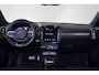 Volvo XC40 T5 AWD R-Design Intro Edition - Panorama/schuifdak - Harman/Kardon audio - Parkeercamera achter - Verwarmde voorstoelen, stuur & achterbank - Parkeersensoren voor & achter - Cruise control - Extra getint glas - Standkachel - 20' LMV
