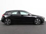 Mercedes-Benz A-klasse 200 Automaat Advantage Navigatie Apple Carplay/Android Auto Camera Adaptive cruise control Stoelverwarming Parkeer sensoren