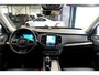 Volvo XC90 2.0 T8 AWD 335kW/455pk Aut8 Recharge Long Range Ultimate Bright 7P LUCHTVERING + BOWERS&WILKINS + PANORAMADAK + STOEL-&STUURVERWARMING + STOELMASSAGE + ADAPT.CRUISE + PILOT ASSIST + BLIS + GOOGLE DASH&SERVICES + 360 CAMERA + PARKSENSOREN V&A + 21" LM-VELG