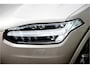 Volvo XC90 2.0 T8 AWD 335kW/455pk Aut8 Recharge Long Range Ultimate Bright 7P LUCHTVERING + BOWERS&WILKINS + PANORAMADAK + STOEL-&STUURVERWARMING + STOELMASSAGE + ADAPT.CRUISE + PILOT ASSIST + BLIS + GOOGLE DASH&SERVICES + 360 CAMERA + PARKSENSOREN V&A + 21" LM-VELG