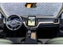 Volvo XC60 2.0 T6 Plug-in Hybrid AWD Ultra Dark PHEV | Trekhaak | Luchtvering | Harman Kardon Audio | Panoramadak | Head-up Display | 360 Graden Camera | Keyless Entry | Elektrische Achterklep | Elektrisch Verstelbare Voorstoelen | Navigatie | Stoelverwarming voor en achter