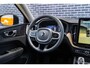 Volvo XC60 2.0 T6 Plug-in Hybrid AWD Ultra Dark PHEV | Trekhaak | Luchtvering | Harman Kardon Audio | Panoramadak | Head-up Display | 360 Graden Camera | Keyless Entry | Elektrische Achterklep | Elektrisch Verstelbare Voorstoelen | Navigatie | Stoelverwarming voor en achter