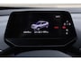 Volkswagen ID.5 Pro Business 77 kWh SOH 97,91% | 286PK / 210kW, Harman & Kardon multimedia pakket plus, navigatie, LED Matrix (IQ.Lights), lederen / alcantara bekleding, verwarmbare voorstoelen, verwarmbaar multifunctioneel lederen stuurwiel, 20" 'Drammen' LMV, keyless go & entry, achteruitrijcamera (rear view), parkeersensoren voor en achter (pdc), adaptieve cruise control (acc), Apple Carplay & Android Auto, sfeerverlichting, elektrische achterklep, elektrisch verstel-, verwarm- en inklapbare buitenspiegels etc.