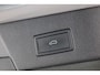 Volkswagen ID.5 Pro Business 77 kWh SOH 97,91% | 286PK / 210kW, Harman & Kardon multimedia pakket plus, navigatie, LED Matrix (IQ.Lights), lederen / alcantara bekleding, verwarmbare voorstoelen, verwarmbaar multifunctioneel lederen stuurwiel, 20" 'Drammen' LMV, keyless go & entry, achteruitrijcamera (rear view), parkeersensoren voor en achter (pdc), adaptieve cruise control (acc), Apple Carplay & Android Auto, sfeerverlichting, elektrische achterklep, elektrisch verstel-, verwarm- en inklapbare buitenspiegels etc.