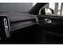 Volvo XC40 1.5 T4 Plug-in hybrid Plus Dark | R-Design | Panoramadak | Trekhaak | Apple CarPlay |