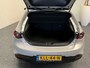 Mazda 3 2.0 e-SKYACTIV-G M HYBRID 122 EXCLUSIVE-LINE NAVIGATIE 360 CAMERA ADAPTIVE CRUISE CONTROL HEAD-UP DISPLAY APPLE CARPLAY/ANDROID RIJSTROOKSENSOREN DODEHOEKSENSOREN ZEER MOOI !!