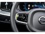 Volvo XC60 2.0 T6 Plug-in Hybrid AWD Plus Dark | PHEV | Harman Kardon Audio | Panoramadak | 360 Graden Camera | Parkeersensoren | Keyless Entry | Elektrische Achterklep | Elektrisch Verstelbare Voorstoelen | Navigatie | LED Koplampen Adaptief