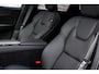 Volvo XC60 2.0 T6 Plug-in Hybrid AWD Plus Dark | PHEV | Harman Kardon Audio | Panoramadak | 360 Graden Camera | Parkeersensoren | Keyless Entry | Elektrische Achterklep | Elektrisch Verstelbare Voorstoelen | Navigatie | LED Koplampen Adaptief