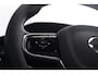 Volvo XC60 2.0 T6 Plug-in Hybrid AWD Plus Dark | PHEV Long Range | Harman Kardon Audio | Panoramadak | 360 Graden Camera | Parkeersensoren | Keyless Entry | Elektrische Achterklep | Elektrisch Verstelbare Voorstoelen | Navigatie | LED Koplampen Adaptief