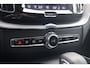 Volvo XC60 2.0 T6 Plug-in Hybrid AWD Plus Dark | PHEV Long Range | Harman Kardon Audio | Panoramadak | 360 Graden Camera | Parkeersensoren | Keyless Entry | Elektrische Achterklep | Elektrisch Verstelbare Voorstoelen | Navigatie | LED Koplampen Adaptief