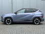 Hyundai Kona Electric Comfort Smart 65.4 kWh / Two Tone / WLTP 510 km / Soh 100% / Electr. Achterklep /