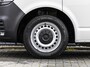 Volkswagen Transporter 2.0 TDI L2H1 4 Motion, cruise, camera, trekhaak, kastinrichting