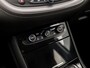 Opel Grandland X 1.2 Turbo Innovation Automaat (APPLE CARPLAY, GROOT NAVI, CLIMATE, SPORTSTOELEN, GETINT GLAS, KEYLESS, ELEK ACHTERKLEP, NIEUWSTAAT)