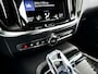Volvo V60 T6 Recharge AWD Inscription | Parkeercamera | Harman Kardon | Stoel- en Stuurverwarming | Trekhaak