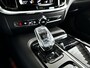 Volvo V60 T6 Recharge AWD Inscription | Parkeercamera | Harman Kardon | Stoel- en Stuurverwarming | Trekhaak
