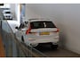 Volvo XC60 T8 455PK Plus Black Edition | 360° | 21" | Getint Glas | Head Up Display | HK Audio | Full LED