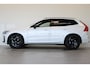 Volvo XC60 T8 455PK Plus Black Edition | 360° | 21" | Getint Glas | Head Up Display | HK Audio | Full LED