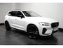 Volvo XC60 T8 455PK Plus Black Edition | 360° | 21" | Getint Glas | Head Up Display | HK Audio | Full LED