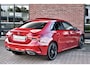 Mercedes-Benz A-klasse 250 e AMG-Line Pano 19inch Night Patagonia-red!