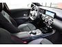 Mercedes-Benz A-klasse 250 e AMG-Line Pano 19inch Night Patagonia-red!