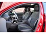 Mercedes-Benz A-klasse 250 e AMG-Line Pano 19inch Night Patagonia-red!