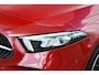 Mercedes-Benz A-klasse 250 e AMG-Line Pano 19inch Night Patagonia-red!