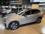 Volvo XC60 2.0 T8 | PHEV | PLUG INN HYBRID | PANORAMA DAK | PLUS DARK EDITION | PLUS BLACK | HARMAN KARDON | 455pk |