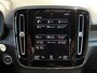 Volvo XC40 T4 Recharge R-Design | Verwarmbare voorstoelen en stuurwiel | Apple Carplay/Android auto | DAB+ Radio | Navigatie | Bluetooth Telefonie & Multimedia | 19 inch Lichtmetalen Velgen | Cruise Control | Parkeersensoren Achter