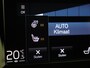 Volvo XC40 T2 Momentum | Stoel en Stuur verwarming | Apple Carplay |