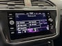 Volkswagen Tiguan 1.4 TSI eHybrid R-Line Black Style | 98% SOH | CAMERA |