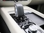 Volvo XC60 T6 PHEV 4x4 Plus Bright Aut. | LEDEREN BEKLEDING | PANORAMADAK | APPLE CARPLAY | ANDROID AUTO | STUURWIELVERWARMING | CLIMATE CONTROL | ELEKTRISCHE ACHTERKLEP | HARMAN KARDON | STOELVERWARMING ACHTER |