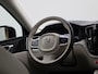 Volvo XC60 T6 PHEV 4x4 Plus Bright Aut. | LEDEREN BEKLEDING | PANORAMADAK | APPLE CARPLAY | ANDROID AUTO | STUURWIELVERWARMING | CLIMATE CONTROL | ELEKTRISCHE ACHTERKLEP | HARMAN KARDON | STOELVERWARMING ACHTER |