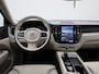 Volvo XC60 T6 PHEV 4x4 Plus Bright Aut. | LEDEREN BEKLEDING | PANORAMADAK | APPLE CARPLAY | ANDROID AUTO | STUURWIELVERWARMING | CLIMATE CONTROL | ELEKTRISCHE ACHTERKLEP | HARMAN KARDON | STOELVERWARMING ACHTER |