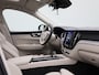 Volvo XC60 T6 PHEV 4x4 Plus Bright Aut. | LEDEREN BEKLEDING | PANORAMADAK | APPLE CARPLAY | ANDROID AUTO | STUURWIELVERWARMING | CLIMATE CONTROL | ELEKTRISCHE ACHTERKLEP | HARMAN KARDON | STOELVERWARMING ACHTER |