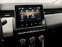 Renault Clio 1.0 TCe 90 Evolution (APPLE CARPLAY, NAVIGATIE, GETINT GLAS, PARKEERSENSOREN, SPORTSTOELEN, LM VELGEN, CRUISE, NIEUWSTAAT)